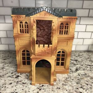 Kenner 1991 Batman Returns Wayne‎ Manor Batcave Command Center Not Complete